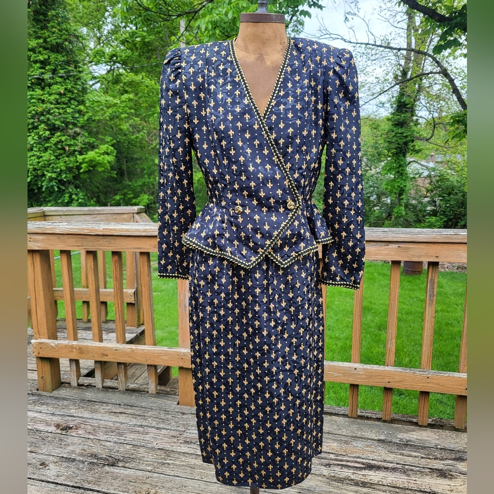 Vintage 80s Skirt Suit Set Peplum Fleur De Lis Black Gold 8 Petites For Maggy